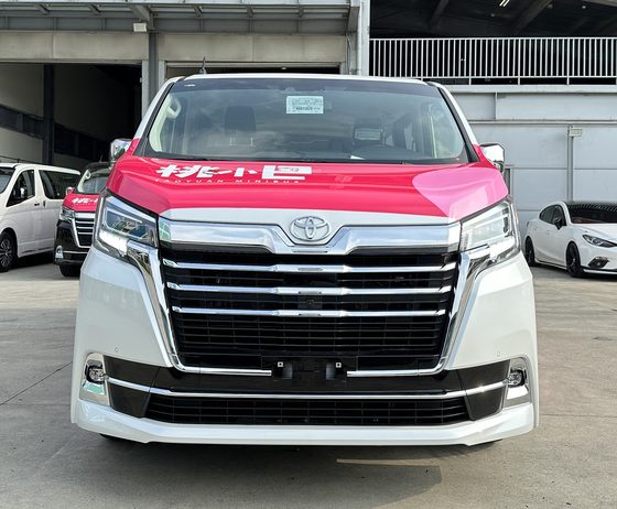 桃小巴車輛車頭