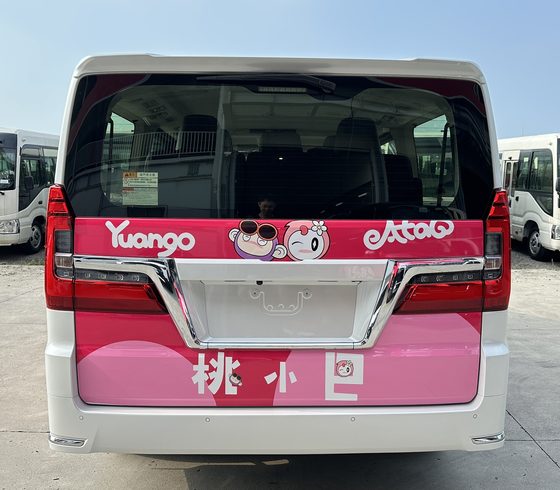 桃小巴車輛車尾